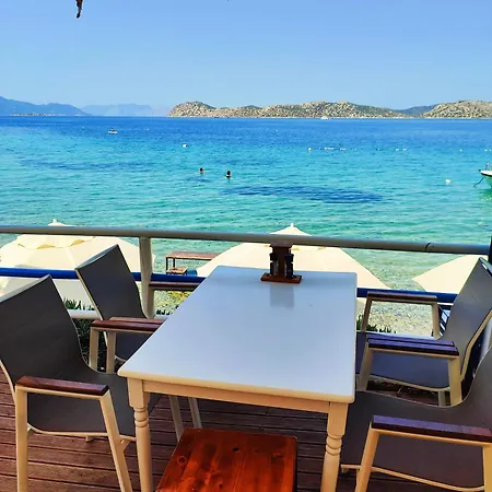 Mavi Akvaryum 3* سوغوت