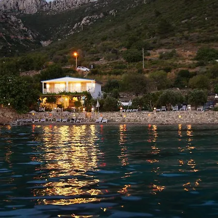 Mavi Akvaryum Pension * Sogut (Aegean)