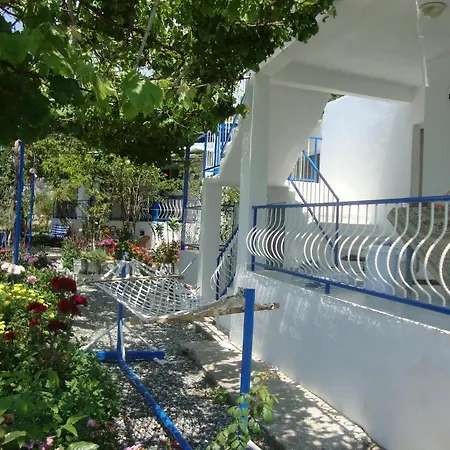 Mavi Akvaryum Pension Sogut (Aegean)
