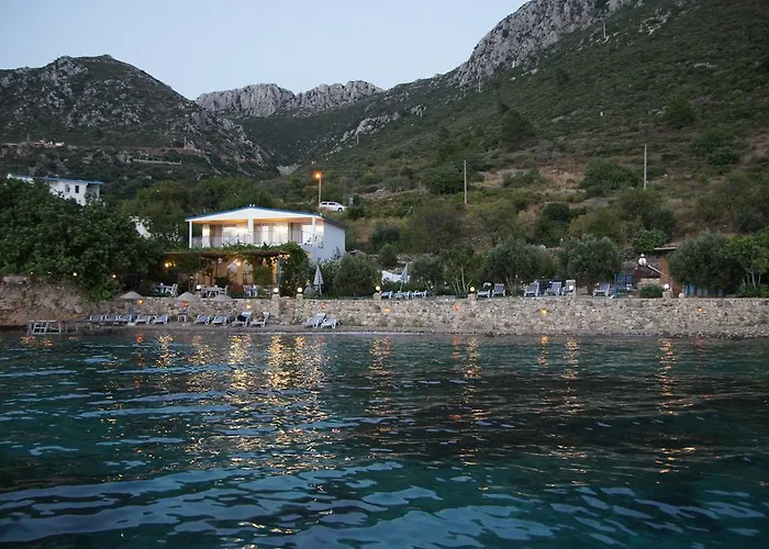 Mavi Akvaryum Pension Sogut (Aegean)