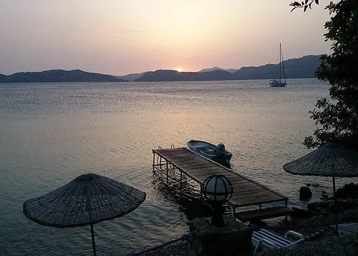 Casa de hóspedes Mavi Akvaryum Pension 3*