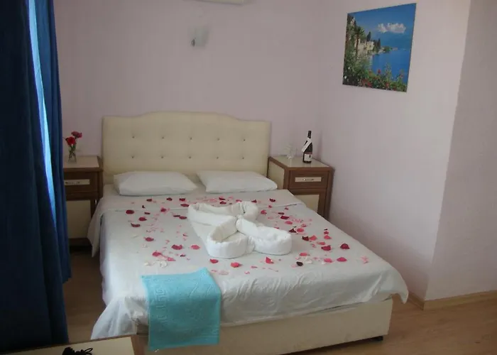 Casa de hóspedes Mavi Akvaryum Pension 3*